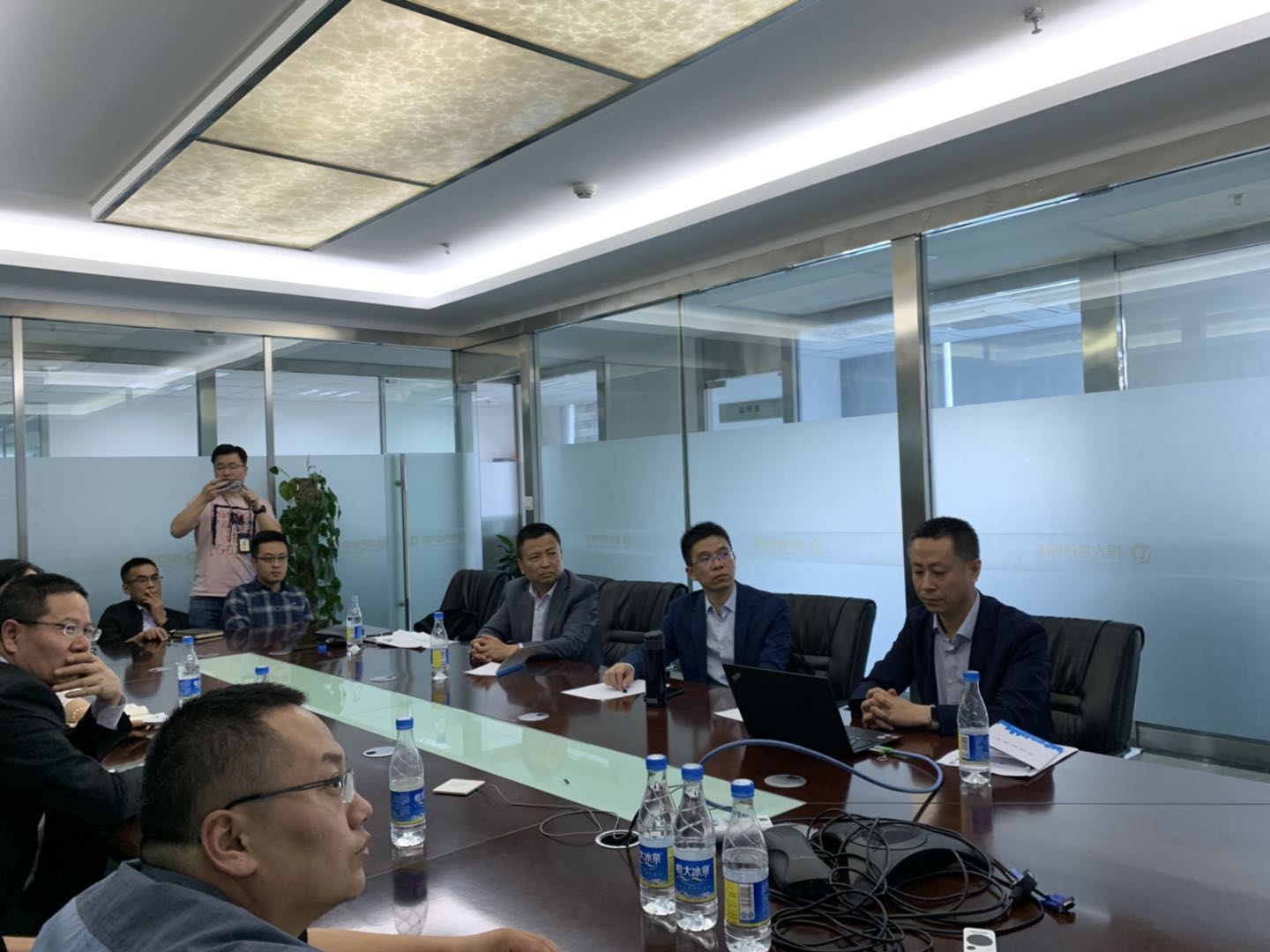 主動開拓省外市場、積極踐行“兩全戰(zhàn)略” ——公司與恒大新疆公司簽訂勘察項目